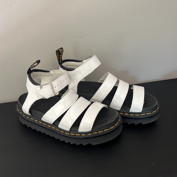 Doc Marten Sandals Size 6 barely worn - Picture 4 of 5